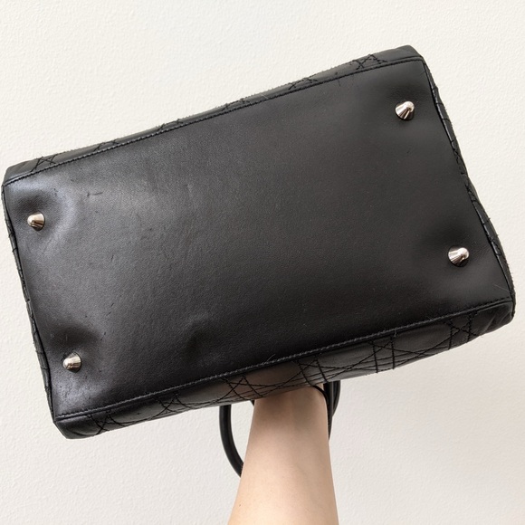 Christian Dior Lambskin Cannage Lady Dior - Picture 4 of 15